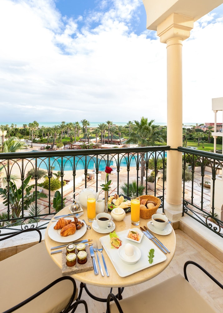 Deluxe Room, Sea View - Photo 2