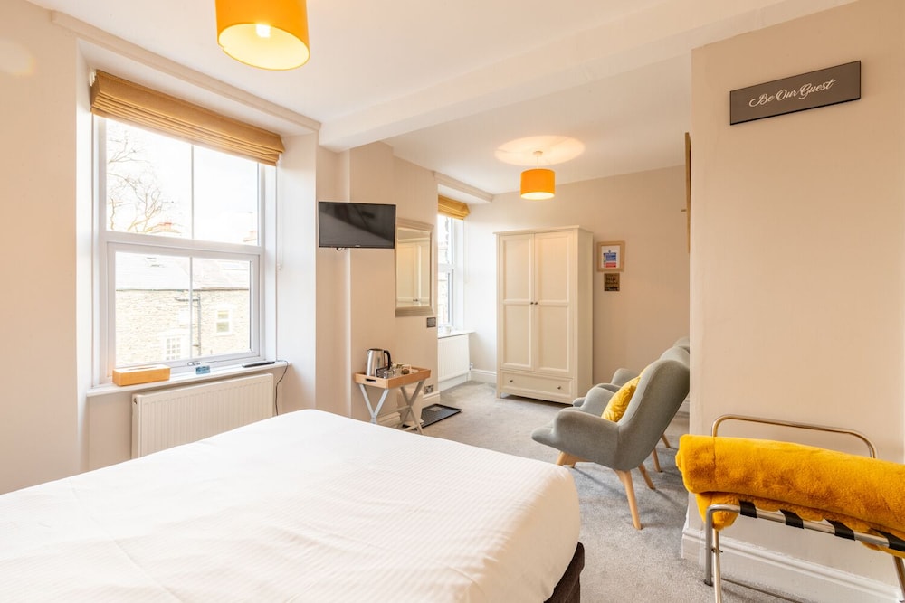 Deluxe Double Room, Ensuite (King Size) photo 3