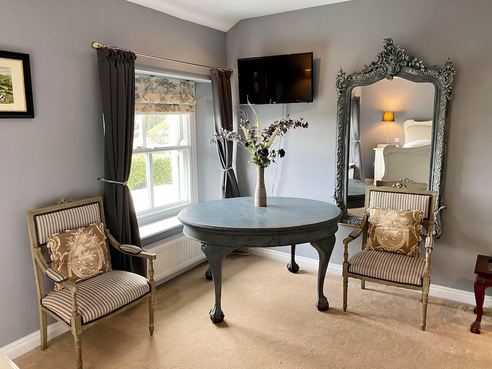 Superior Double Room, Private Bathroom (Brentor) photo 3