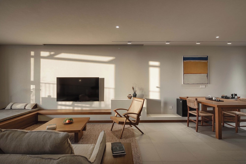 Premier Suite, Hill View