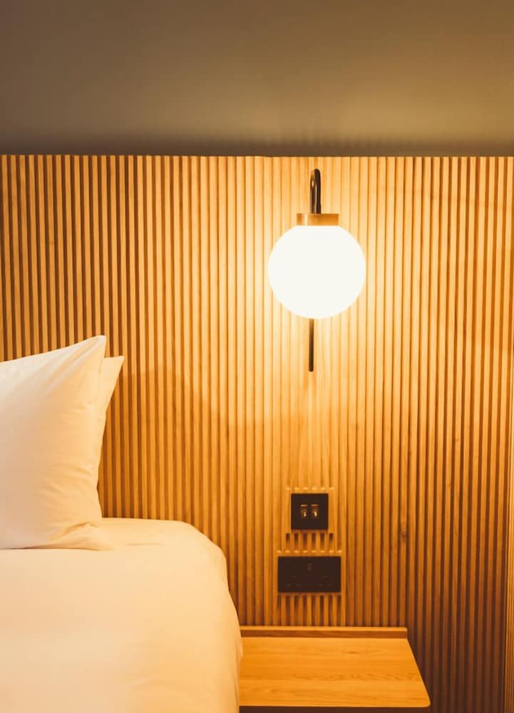 Twin Room - Photo 3