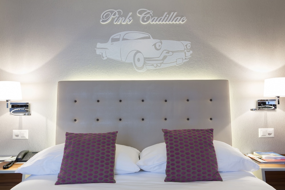 Style Double Room City View - Photo 3
