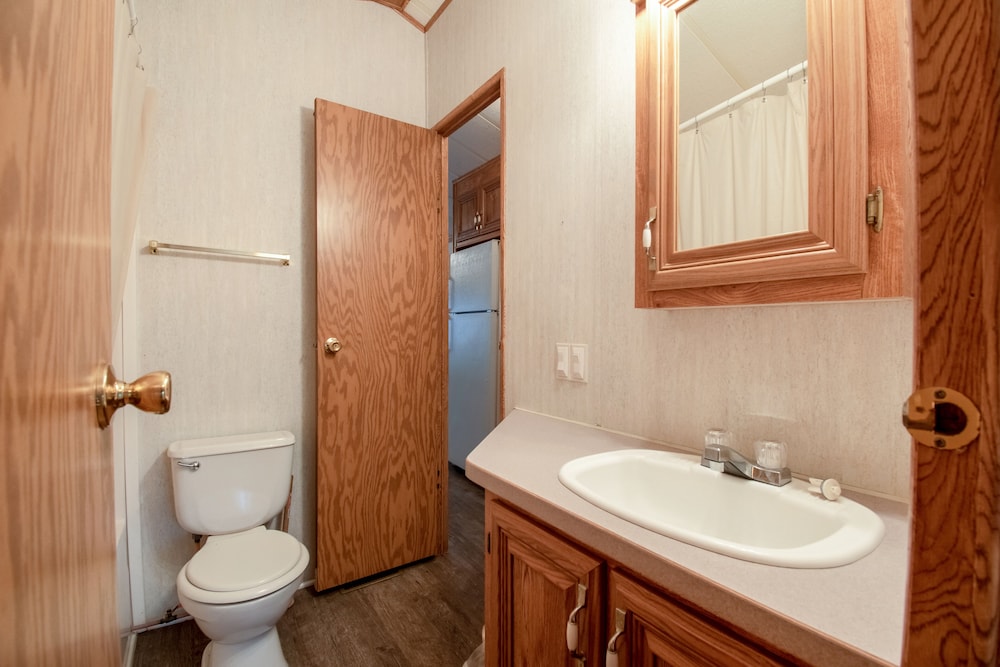 Cabin, 1 Bedroom, Non Smoking, Kitchen (Linens Not Provided) photo 3