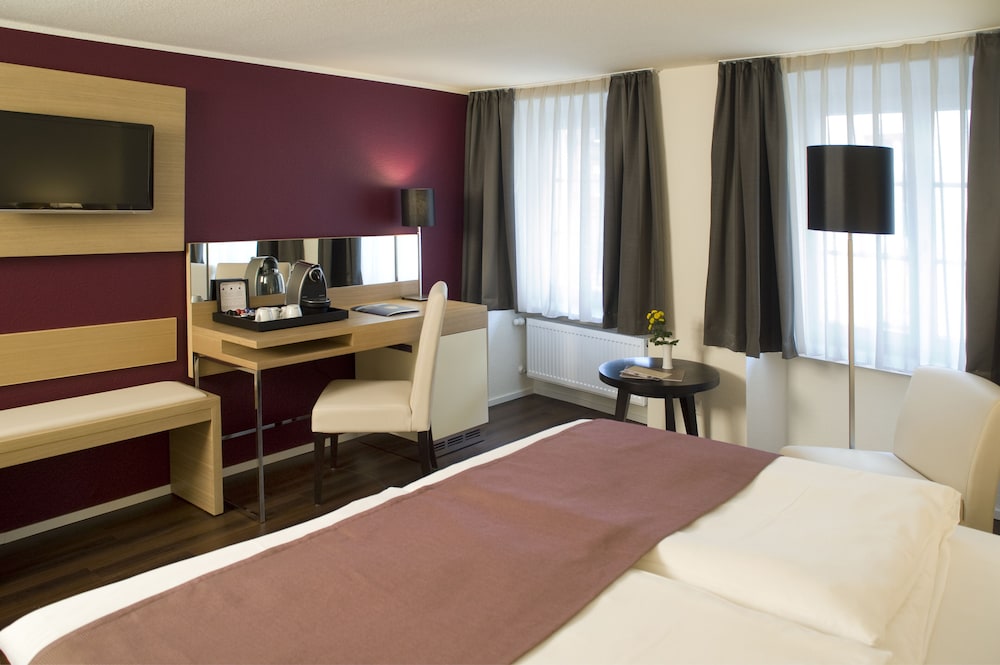 Standard Double Room - Photo 3