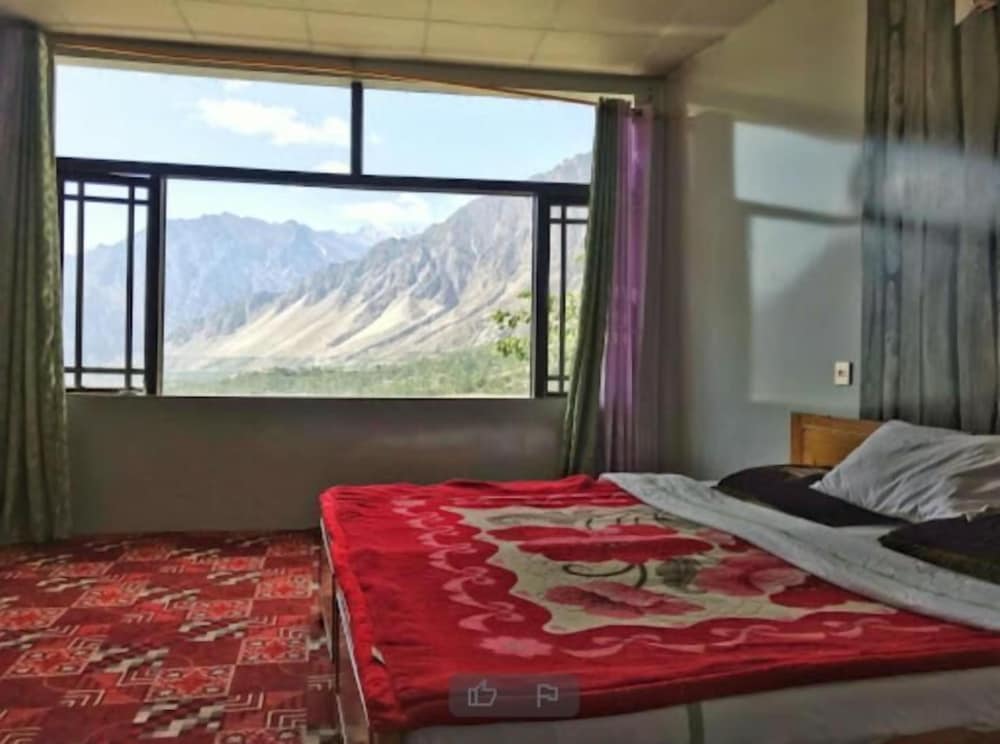 Standard Double or Twin Room - Photo 2