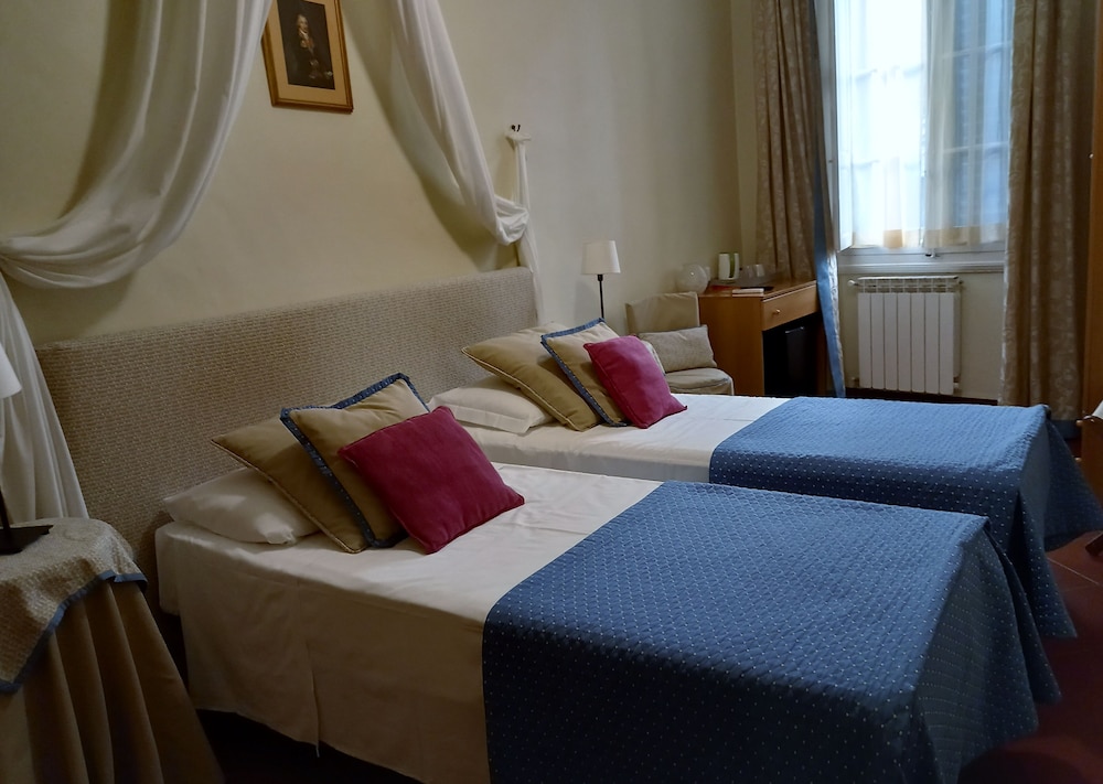 Comfort Twin Room, 2 Twin Beds photo 1