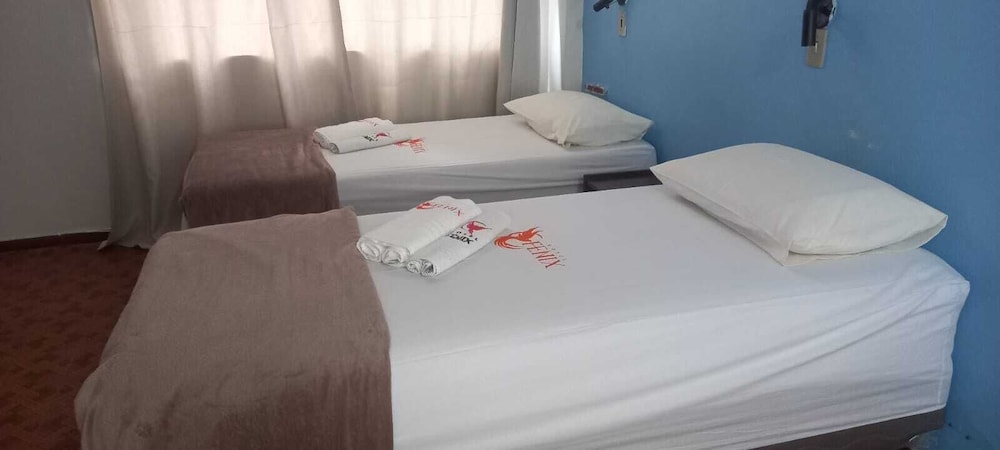 Basic Twin Room, 2 Bedrooms