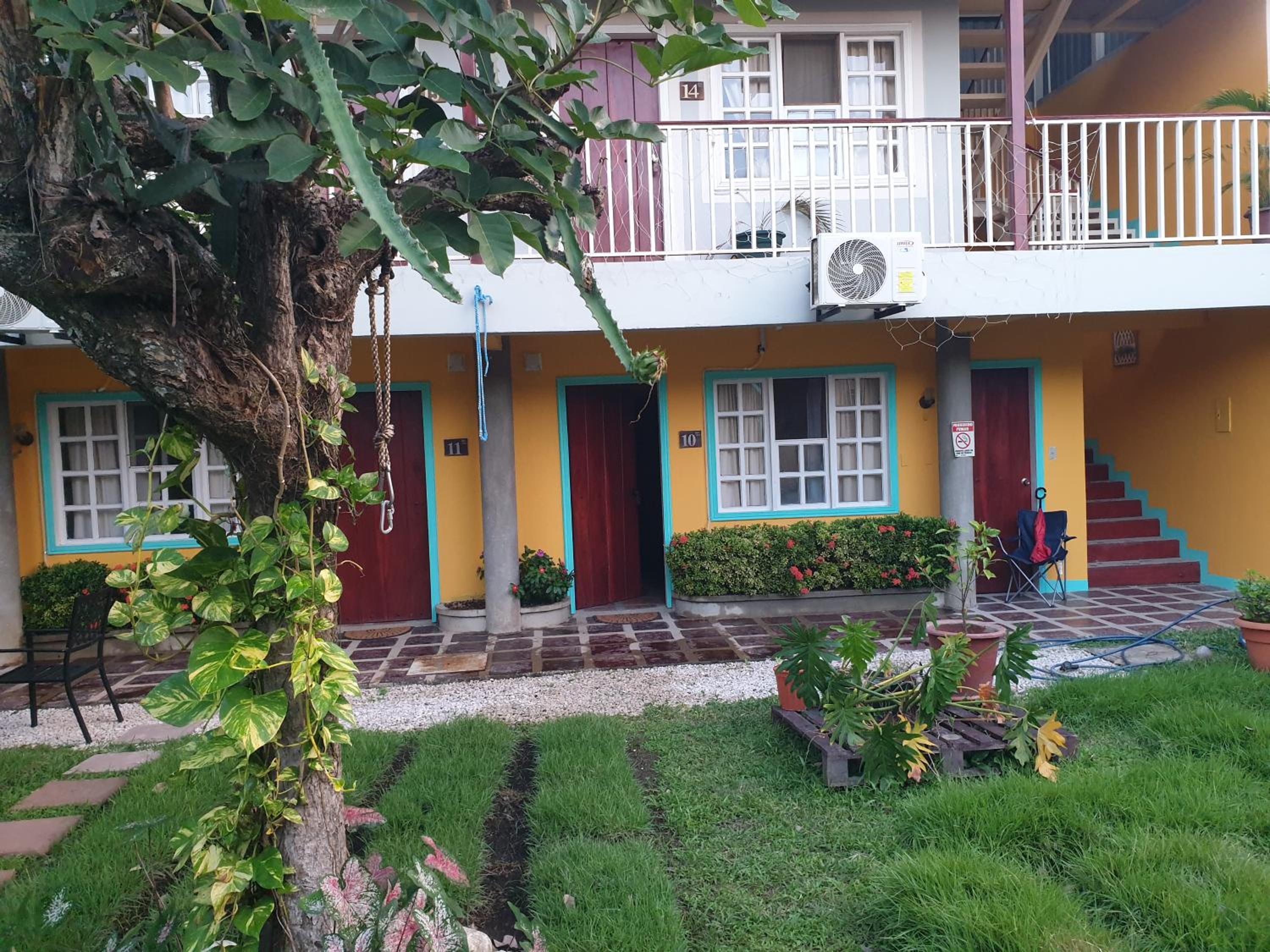 Standard Double or Twin Room with Garden View photo 3