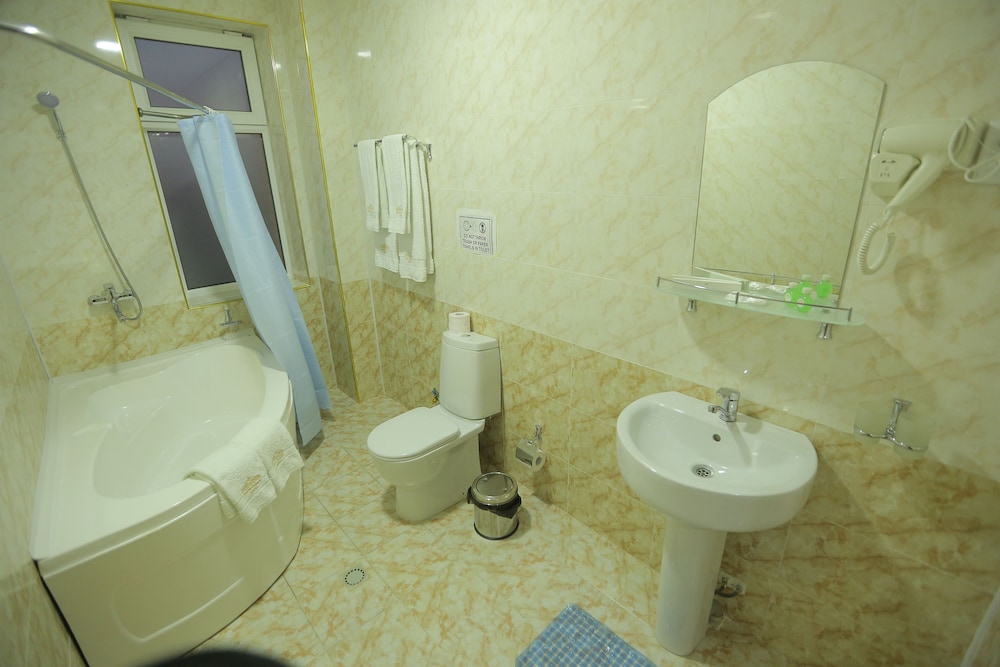 Quadruple Room photo 2