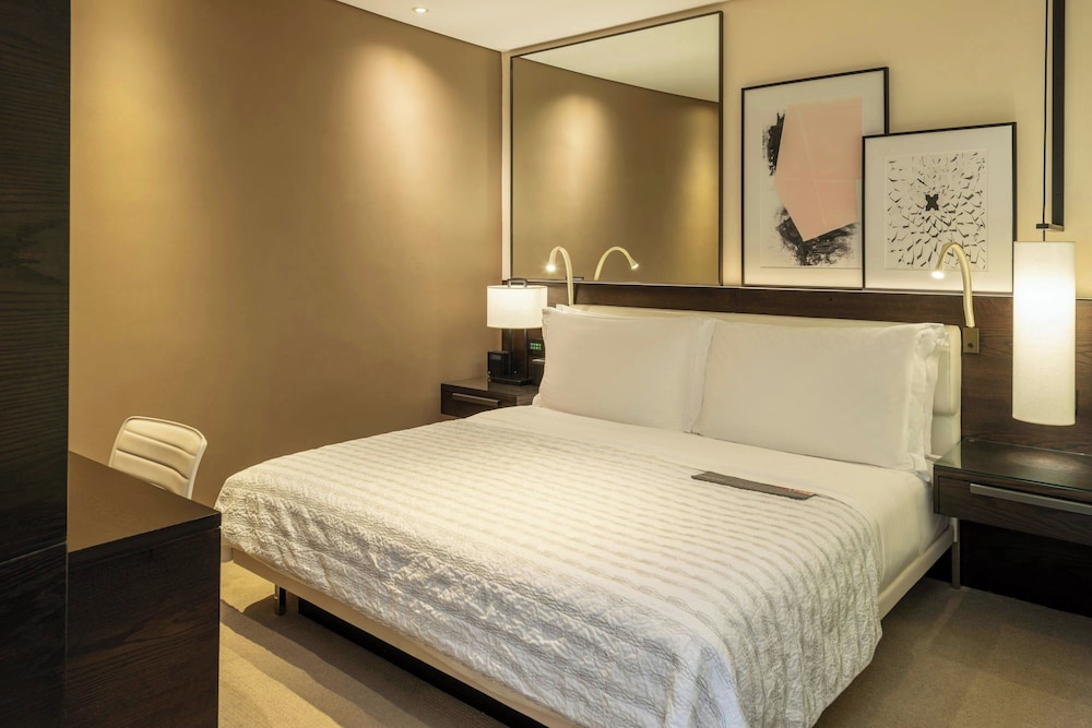 Superior Room, 1 King Bed, Sea View