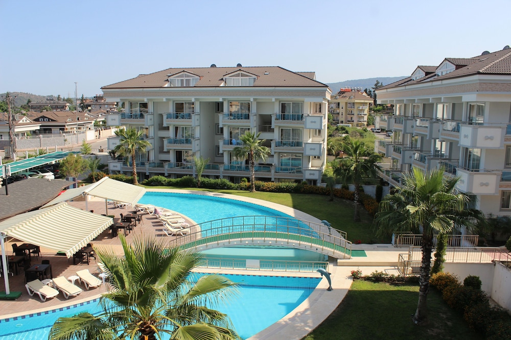 Superior Suite, 1 Bedroom, Balcony, Mountain View