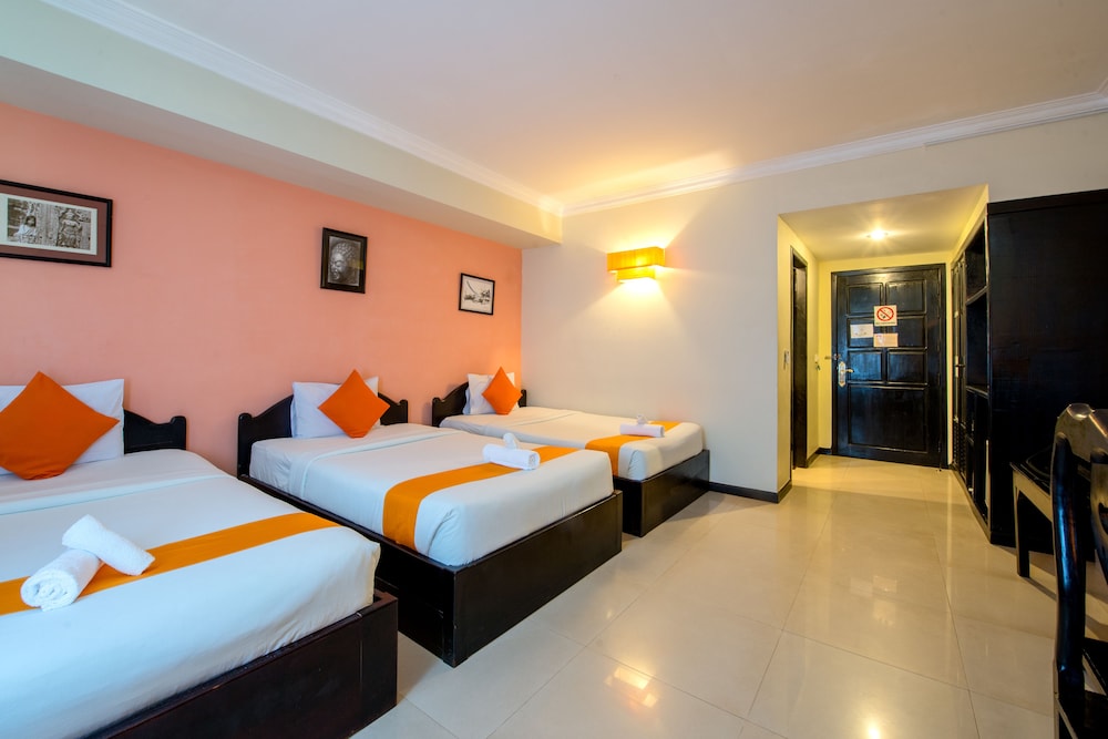 Superior Triple Room - Photo 13