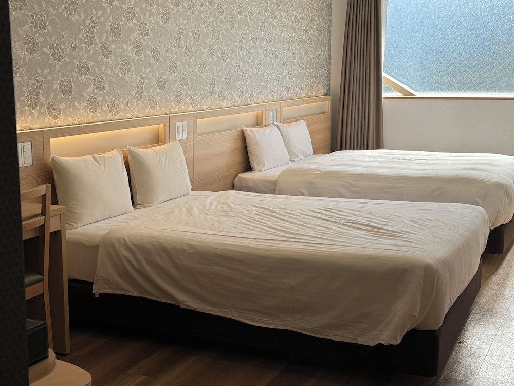 Family Quadruple Room, 2 Double Beds, Non Smoking photo 1