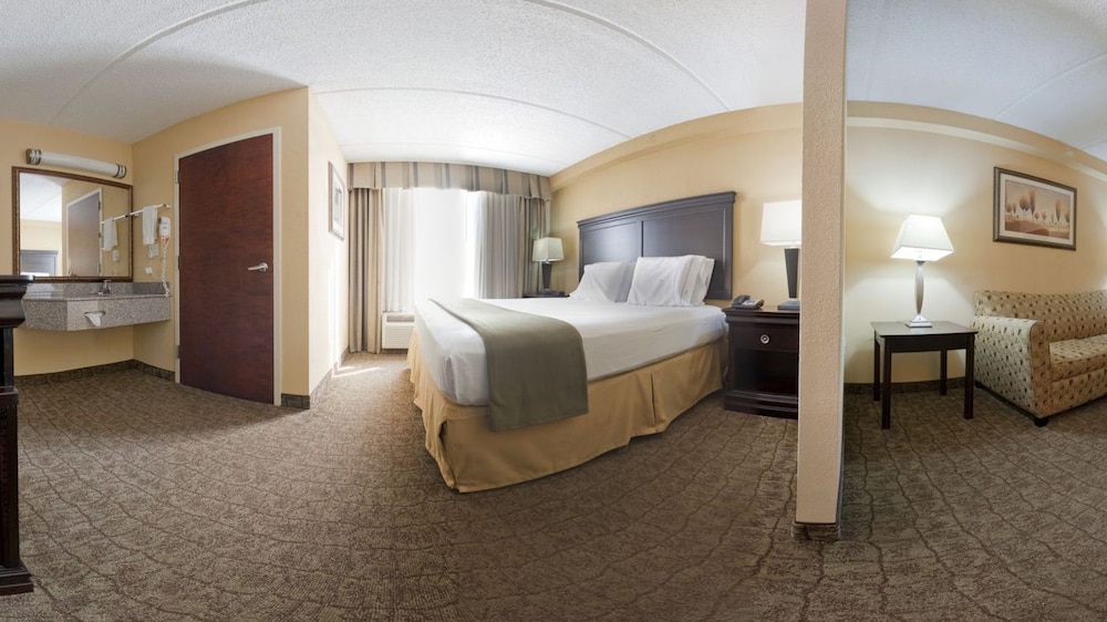 Standard Room, 1 King Bed - Photo 1