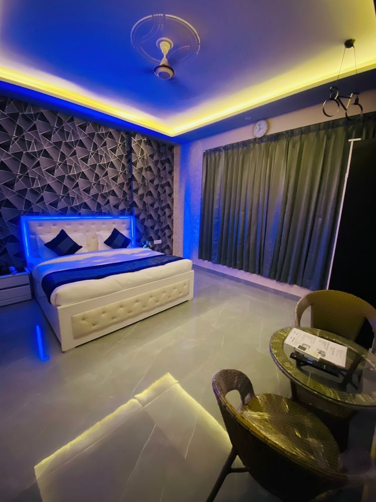Executive Room photo 1
