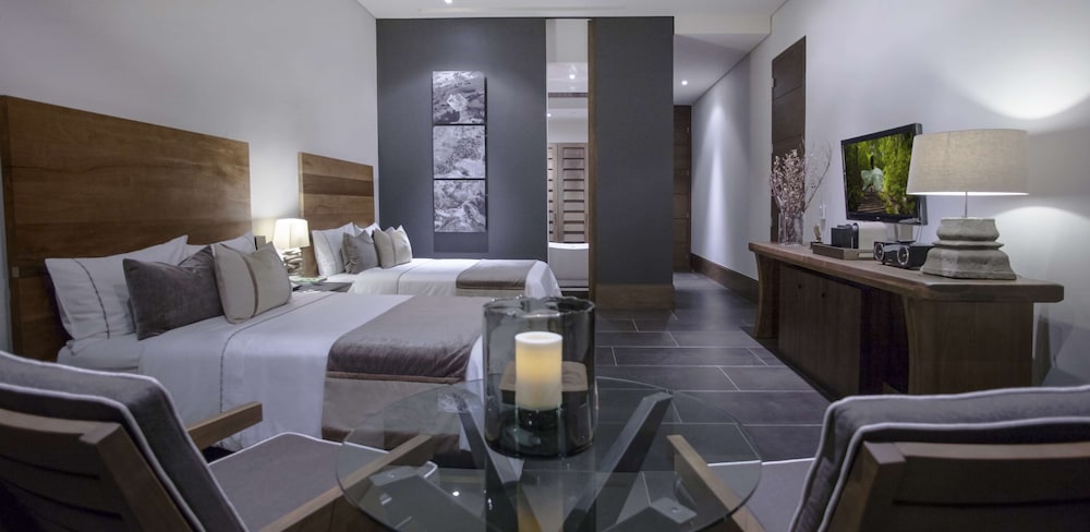 Available room