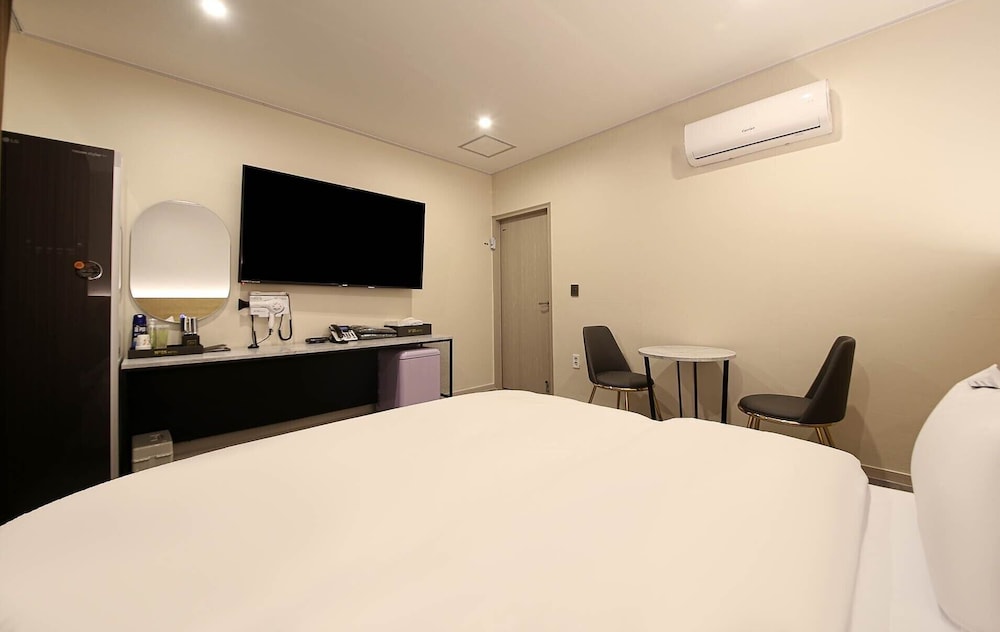 Business Double Room photo 3