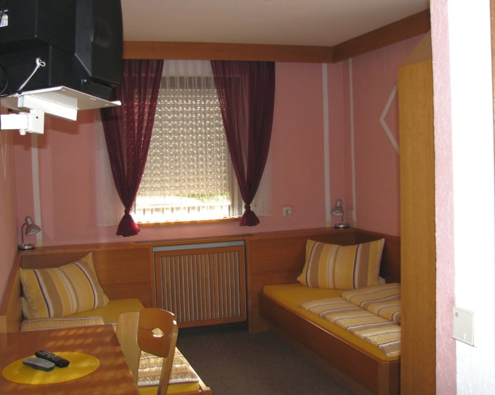 Single Room photo 3