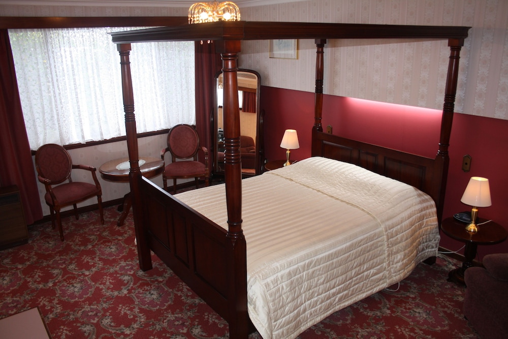 Queen Suite with Spa photo 3