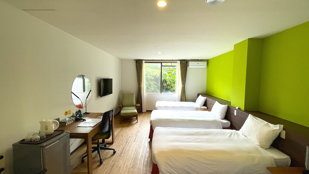Standard Room, Non Smoking - Photo 3