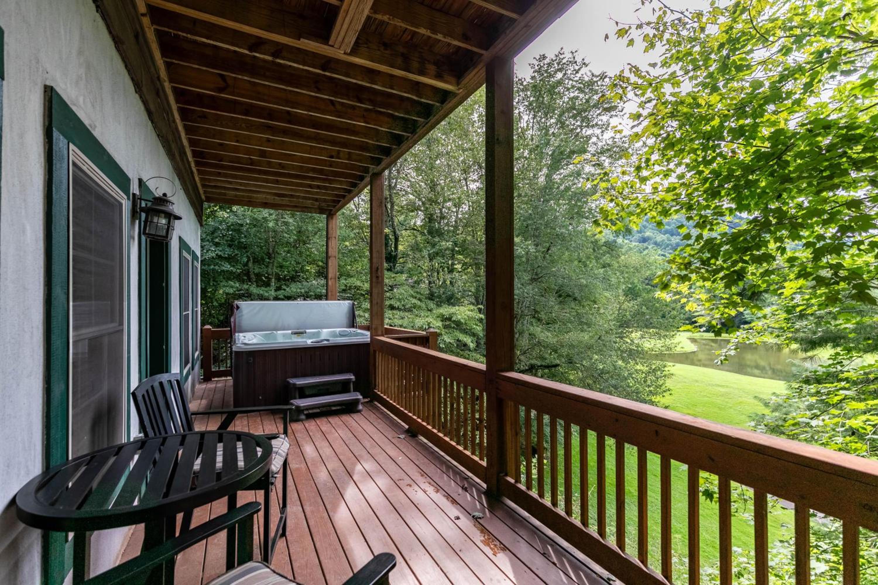 Four-Bedroom Vacation Home photo 2