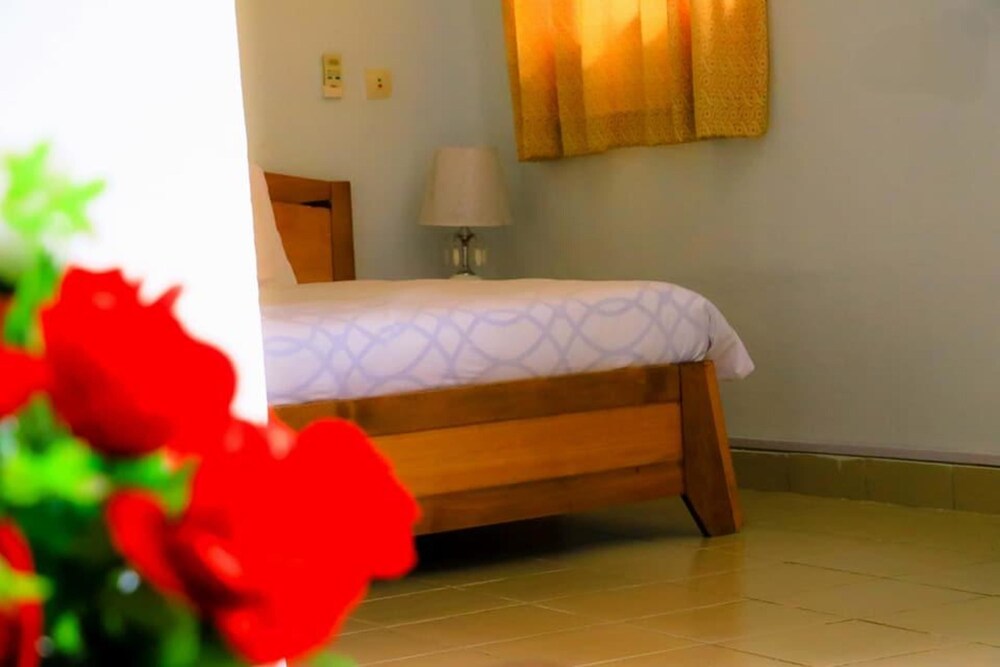 Suite, 1 Queen Bed, Non Smoking photo 1