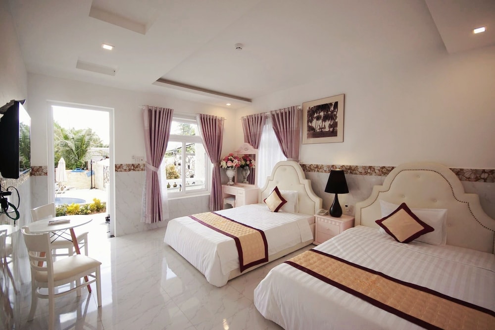 Deluxe Triple Room photo 1