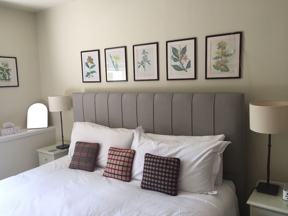 Deluxe Double Room, 1 King Bed photo 1