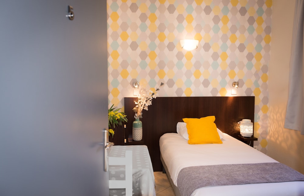 Standard Single Room photo 2