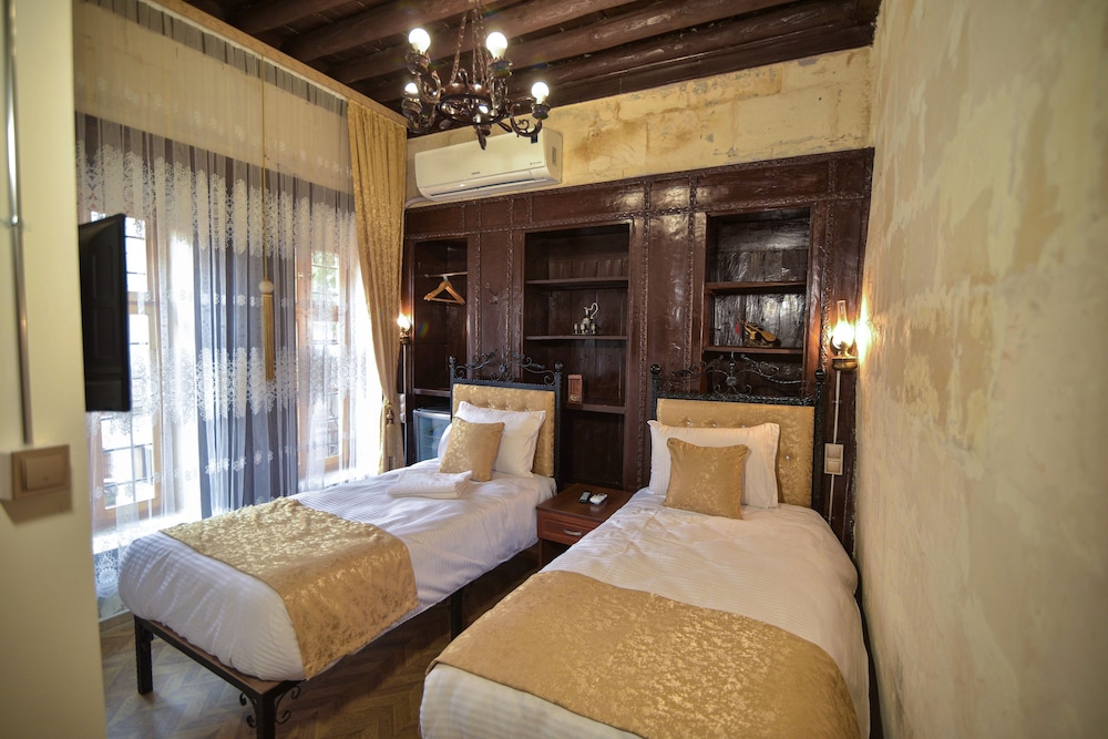 Double Room (Sehitkamil) photo 1