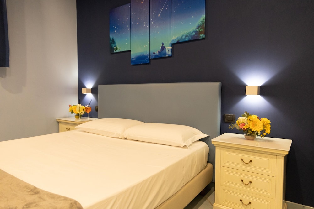 Economy Double Room - Photo 3