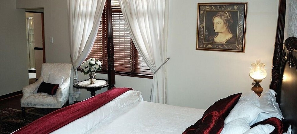 Family Room, 1 Bedroom photo 3