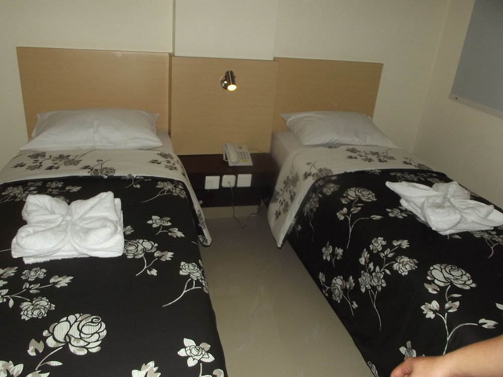 Executive Double or Twin Room, 1 Double or 2 Twin Beds photo 2