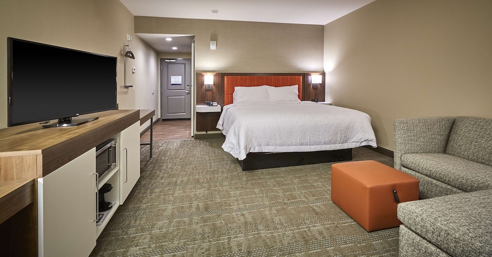 Room, 1 King Bed, Accessible (Hearing) photo 3