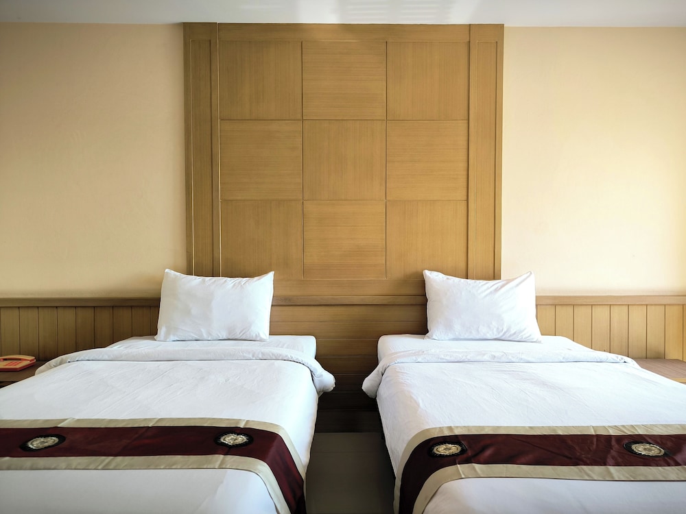 Deluxe Twin Room photo 2
