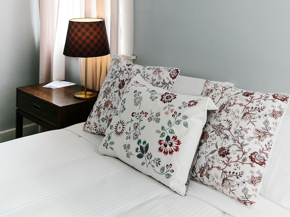 Premium Ensuite Room photo 3
