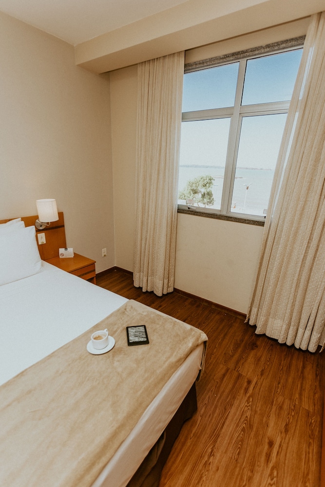 Superior Room, 1 Queen Bed photo 3