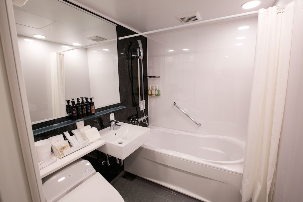 Deluxe Twin Room photo 3