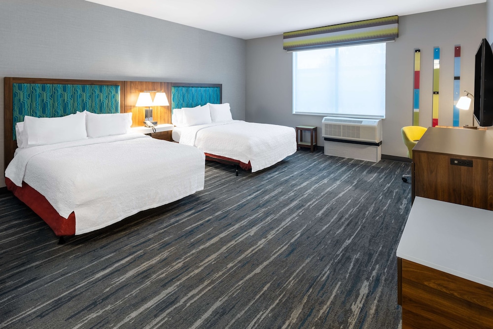Room, 2 Queen Beds, Accessible, Bathtub (Mobility & Hearing) - Photo 1