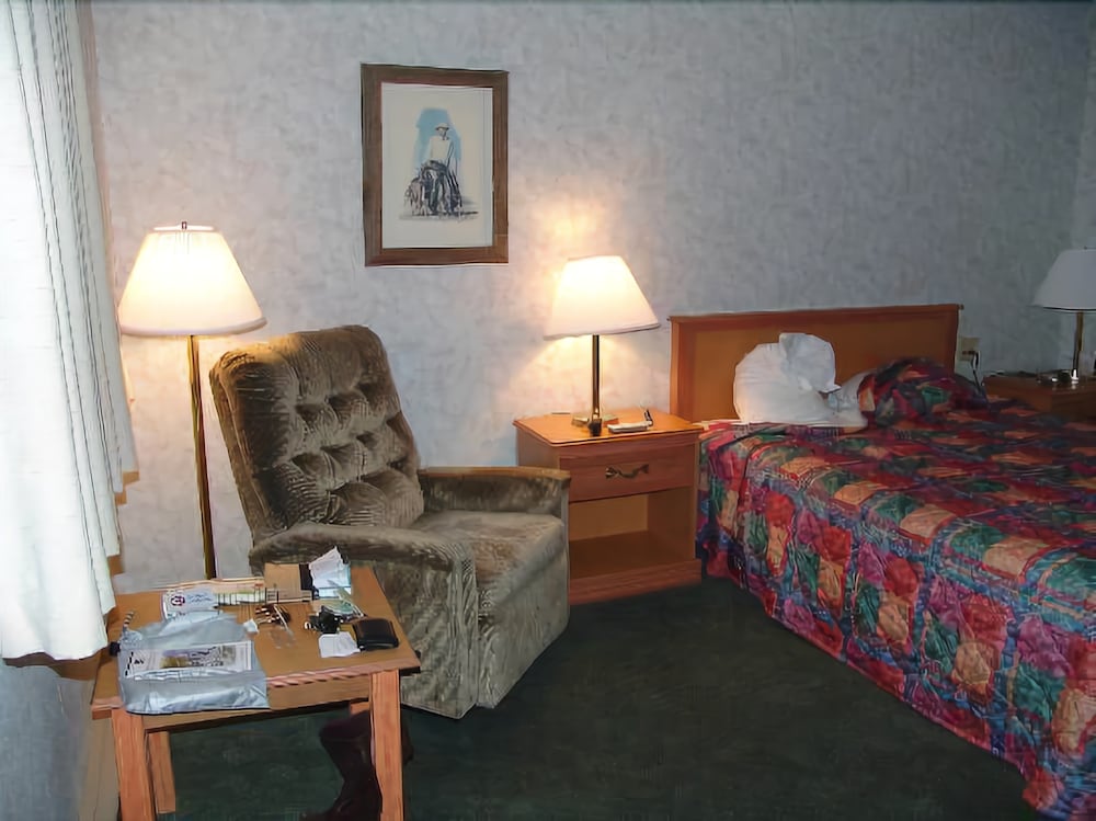 Standard Room, 1 Queen Bed photo 1