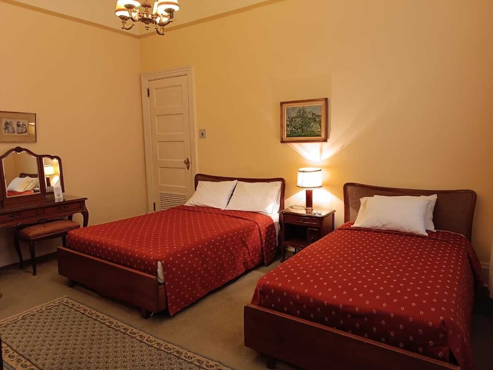 Family Triple Room photo 2