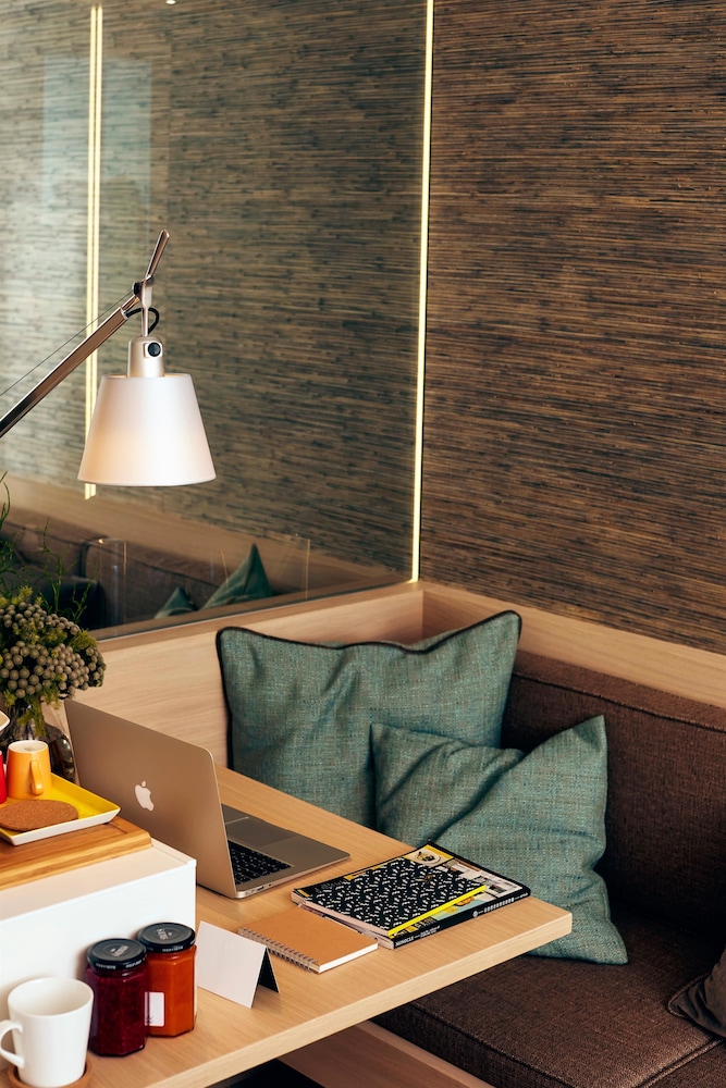 Business Single Apartment (Long Stay) photo 3