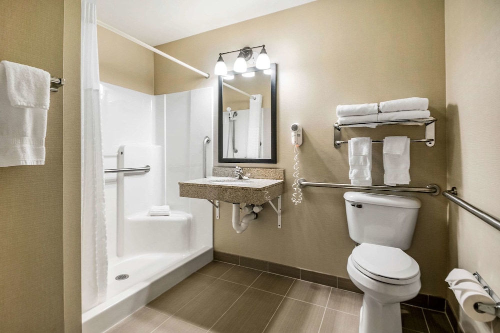 Suite, Multiple Beds, Accessible, Non Smoking - Photo 1