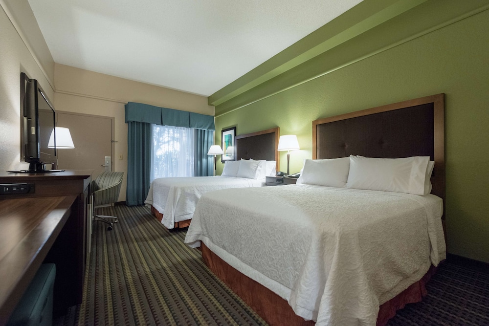 Room, 2 Queen Beds - Photo 2