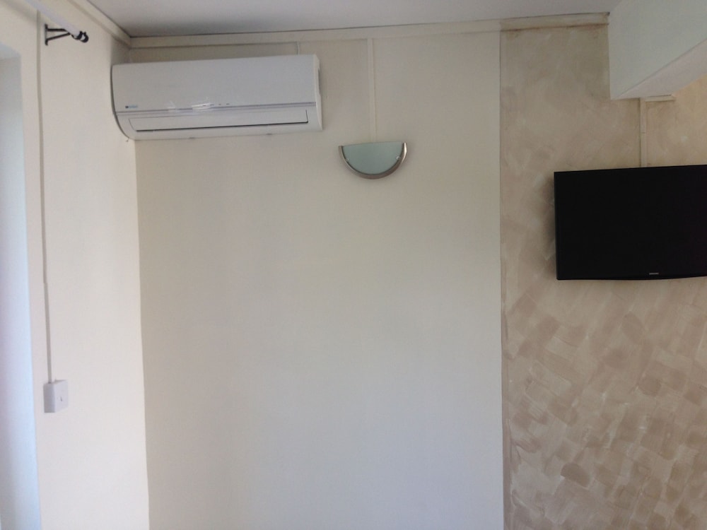 Family Triple Room, Multiple Beds photo 3