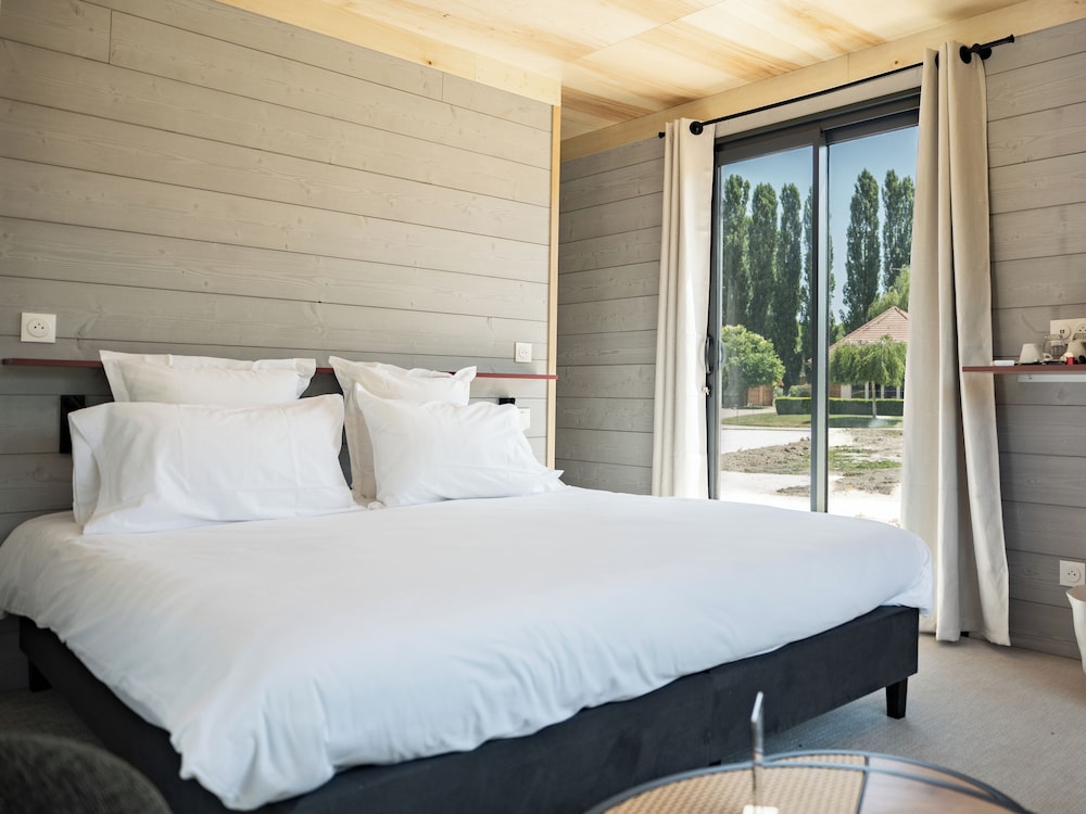 Standard Double or Twin Room, Terrace, Garden View photo 2