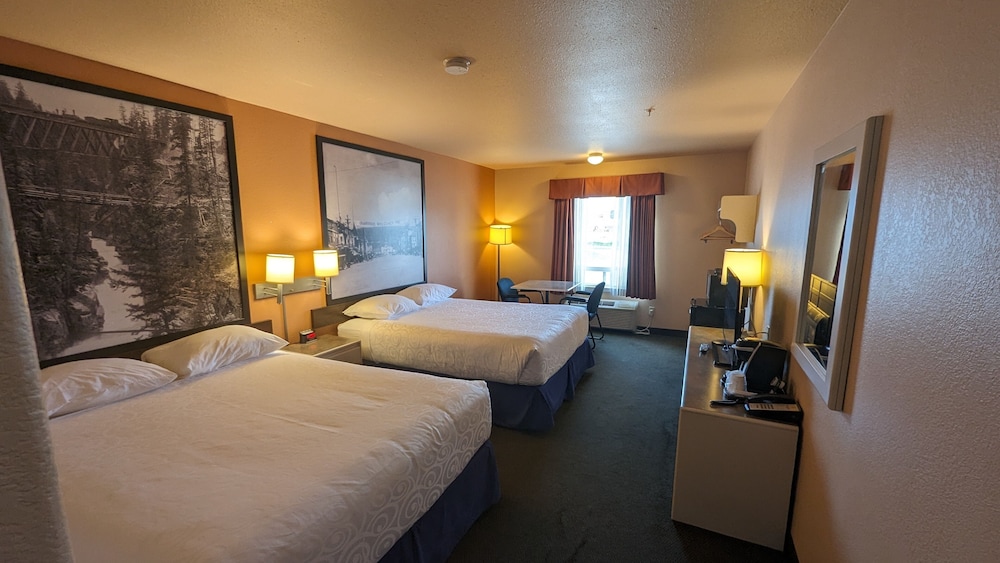 Room, 2 Queen Beds, Non Smoking - Photo 3