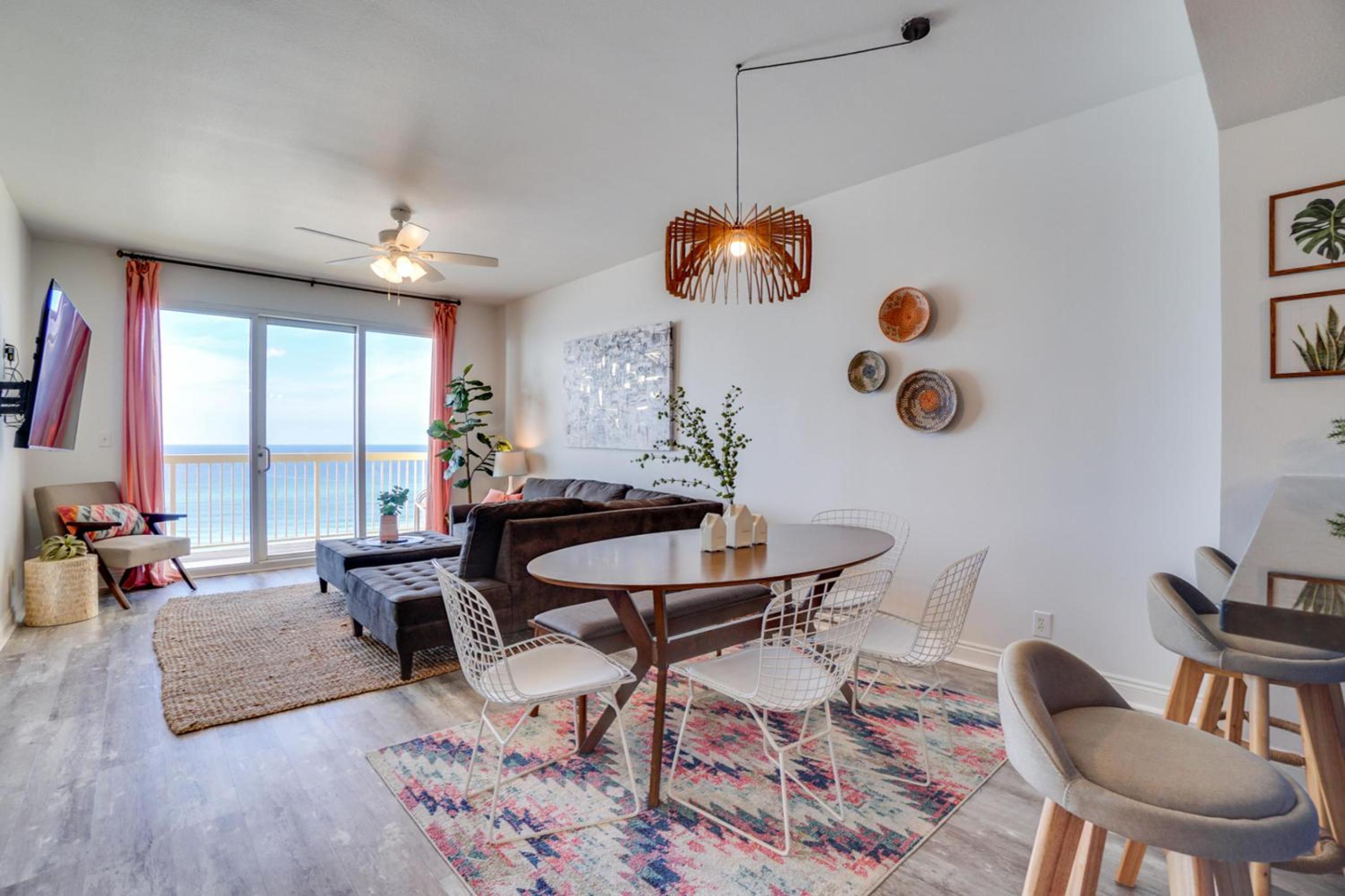 Three-Bedroom Apartment with Ocean View