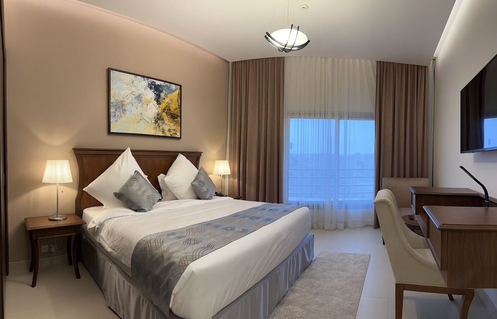 Deluxe Suite photo 1