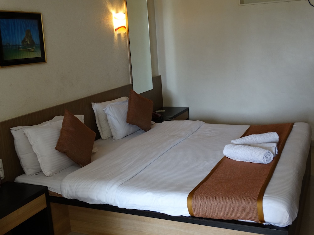 Family Double Or Twin Room, 2 Bedrooms, Accessible, Balcony photo 1